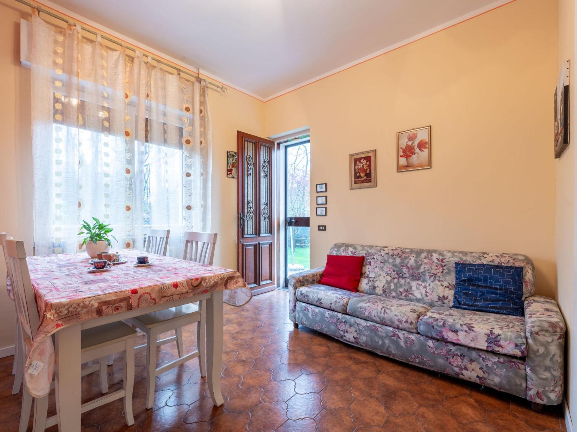 Apartment Casa Dei Fiori By Interhome Mergozzo Exterior photo